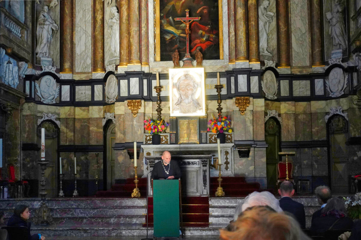 Mozes en Aäronkerk5